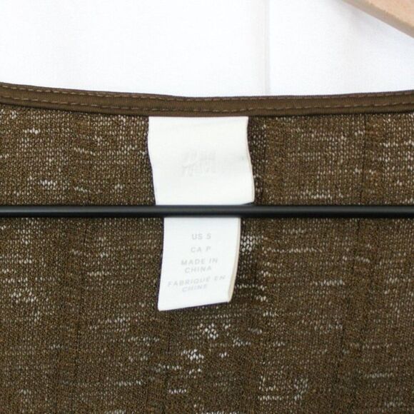 H&M Lightweight Olive Green Button Front Cardigan 3/4 Sleeve Small - Picture 5 of 6